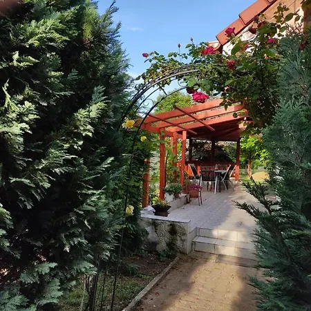 Guest house Robitel Wellness Vendeghaz Veszprem-gyulafiratot *
