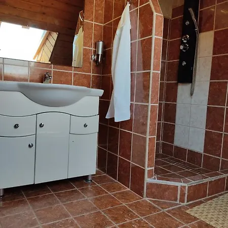 Guest house Robitel Wellness Vendeghaz Veszprem-gyulafiratot Veszprem