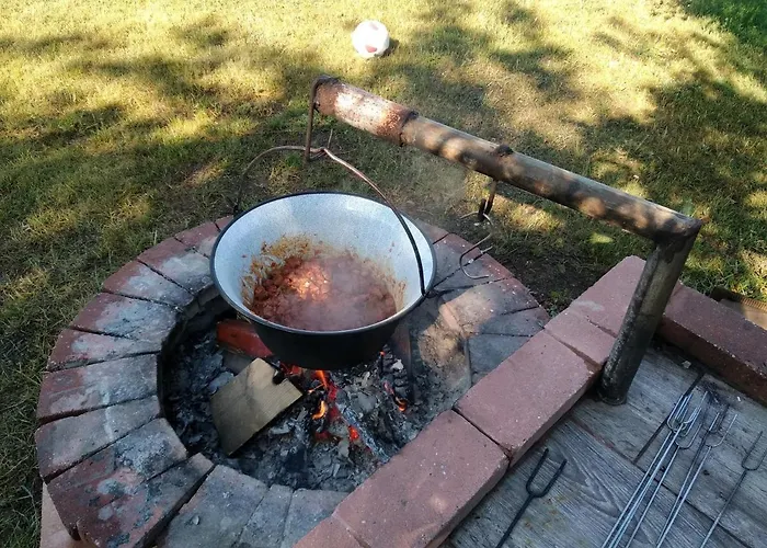 ゲストハウス Robitel Wellness Vendeghaz Veszprem-gyulafiratot 4*