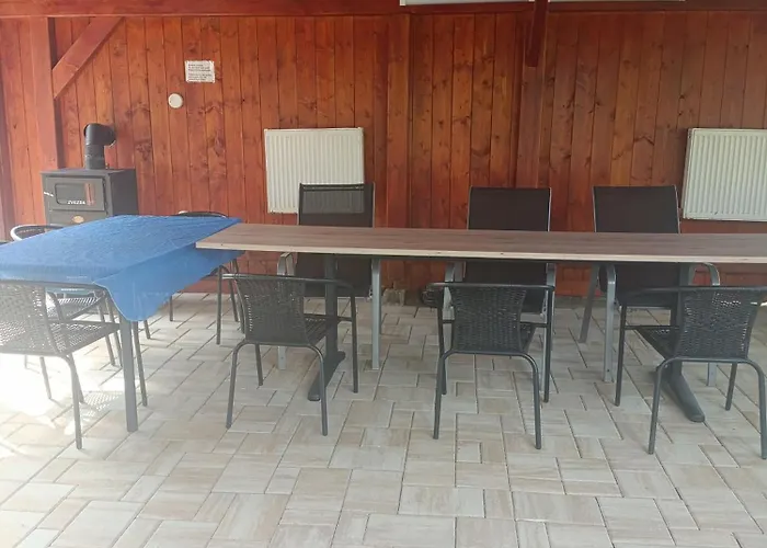 Robitel Wellness Vendeghaz Veszprem-gyulafiratot ゲストハウス 4*