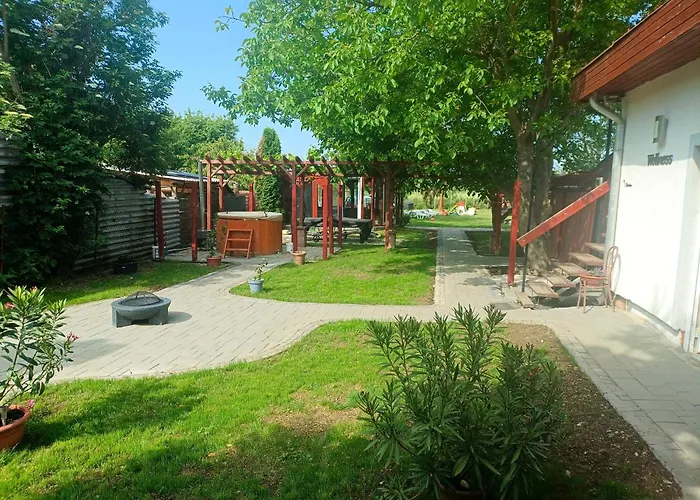 Vendégház Robitel Wellness Veszprém-gyulafirátót 4*