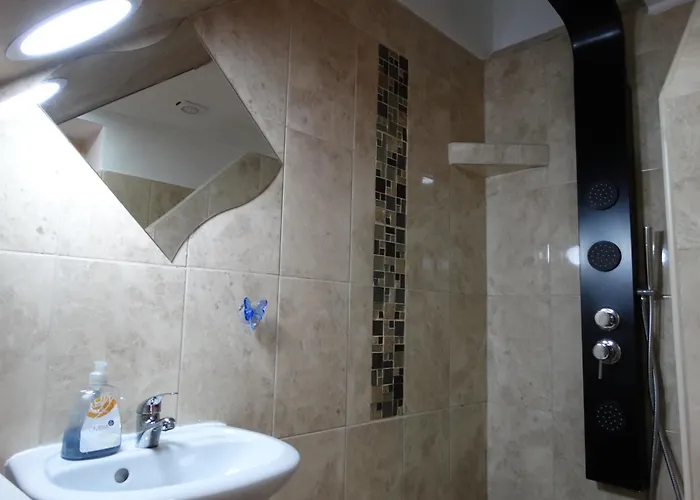 Robitel Wellness Vendeghaz Veszprem-gyulafiratot ヴェスプレーム